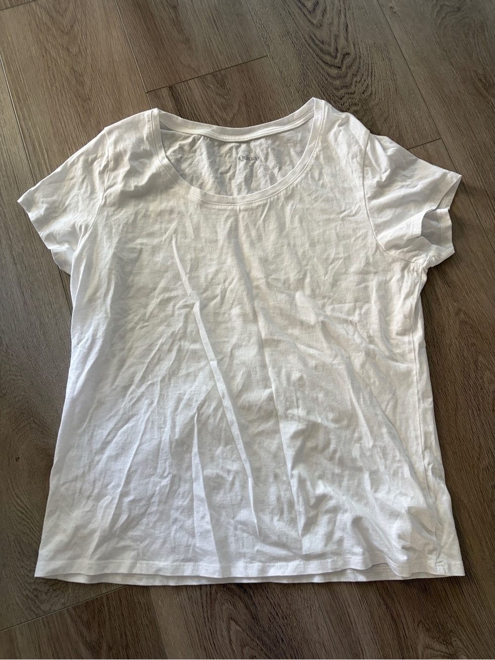 Quince Classic White Scoop Neck Women’s Cotton Tee